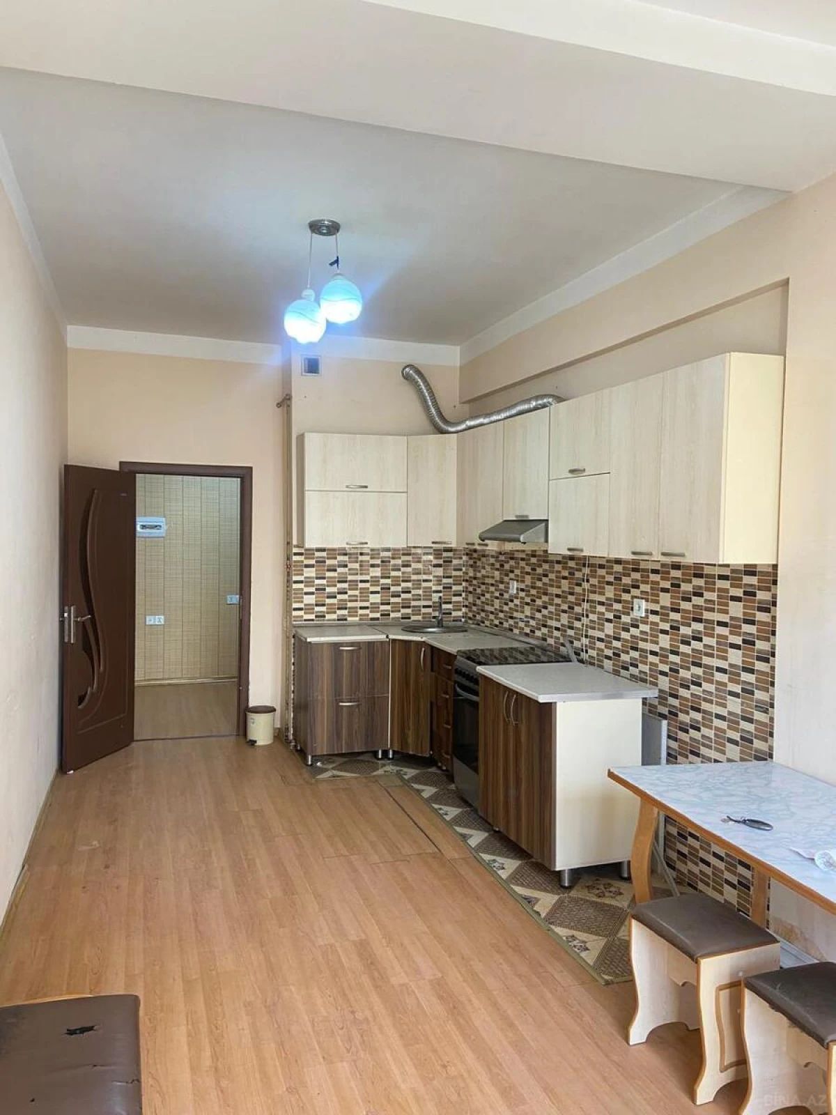 Satılır 2 otaqlı mənzil 90 m²