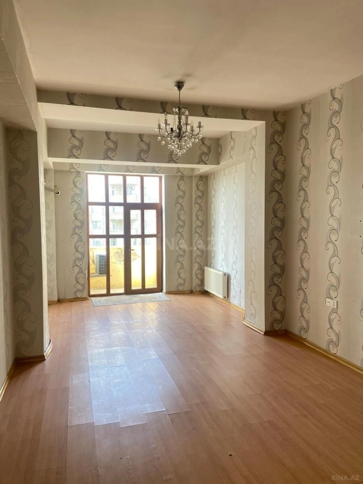 Satılır 2 otaqlı mənzil 90 m²