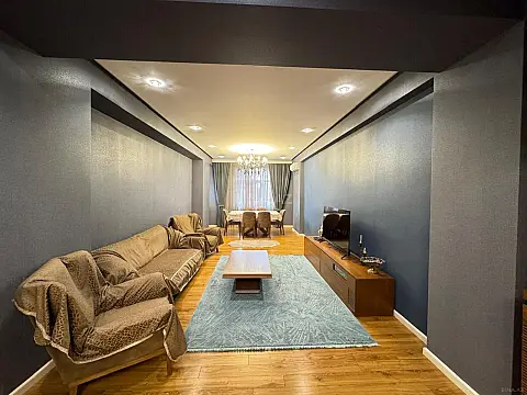 Kirayə verilir 3 otaqlı mənzil 145 m² — Bakı, Xətai m/s yanı 3 otaq 145.00 m²