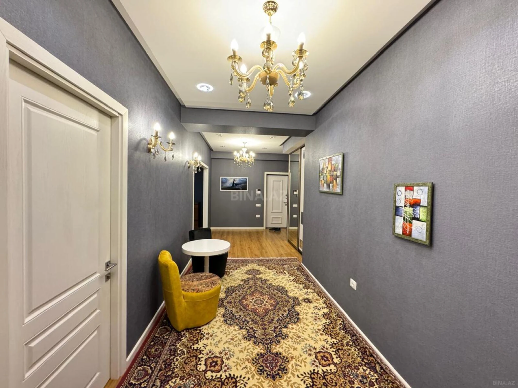 Kirayə verilir 3 otaqlı mənzil 145 m²