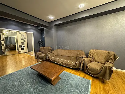 Kirayə verilir 3 otaqlı mənzil 145 m²