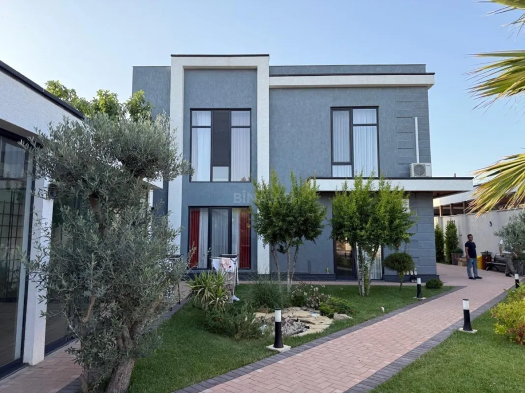 Kirayə verilir 5 otaqlı həyət evi 280 m²