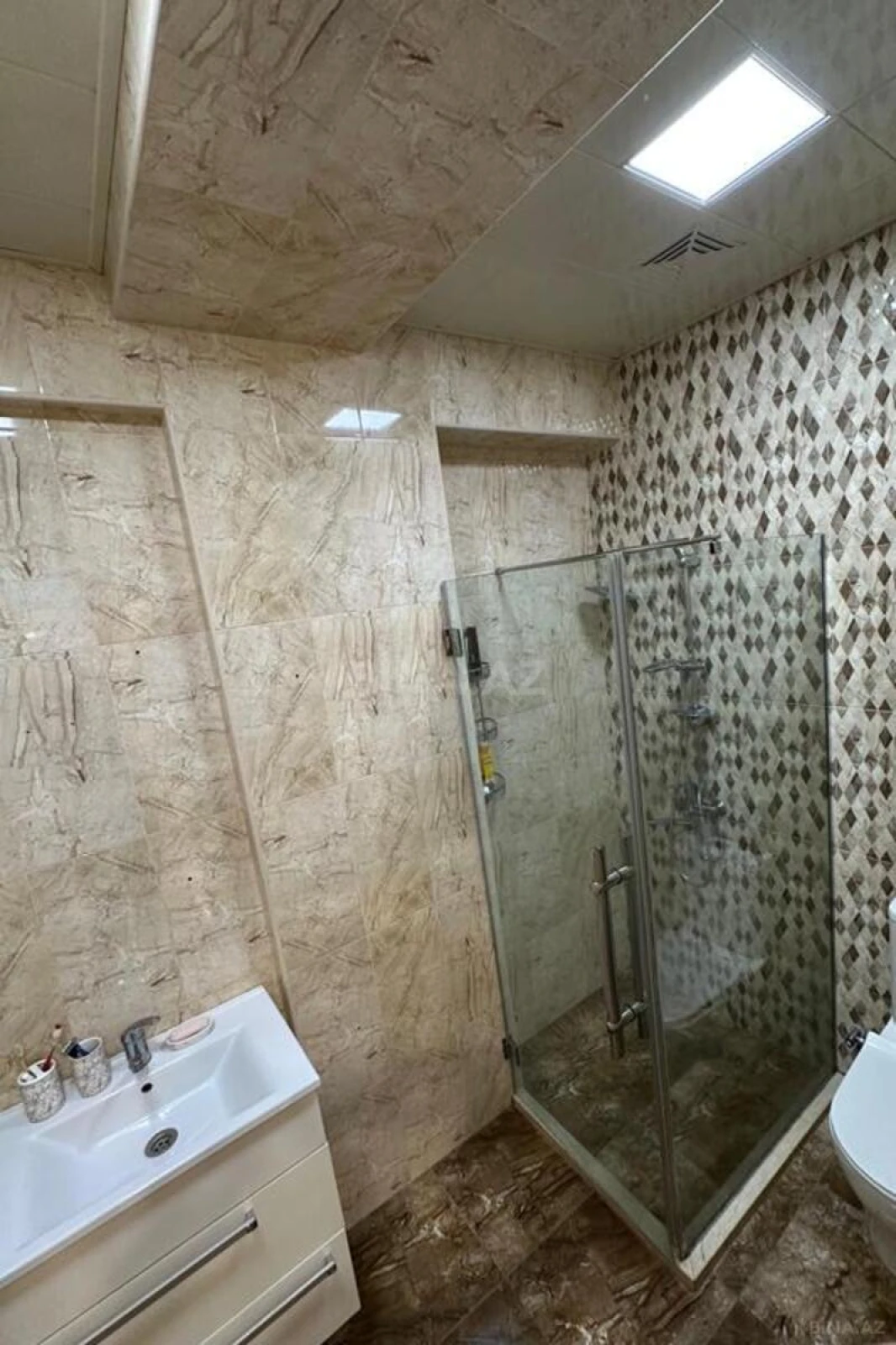 Satılır 3 otaqlı mənzil 90 m²