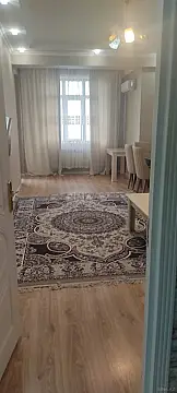 Kirayə verilir 3 otaqlı mənzil 140 m²