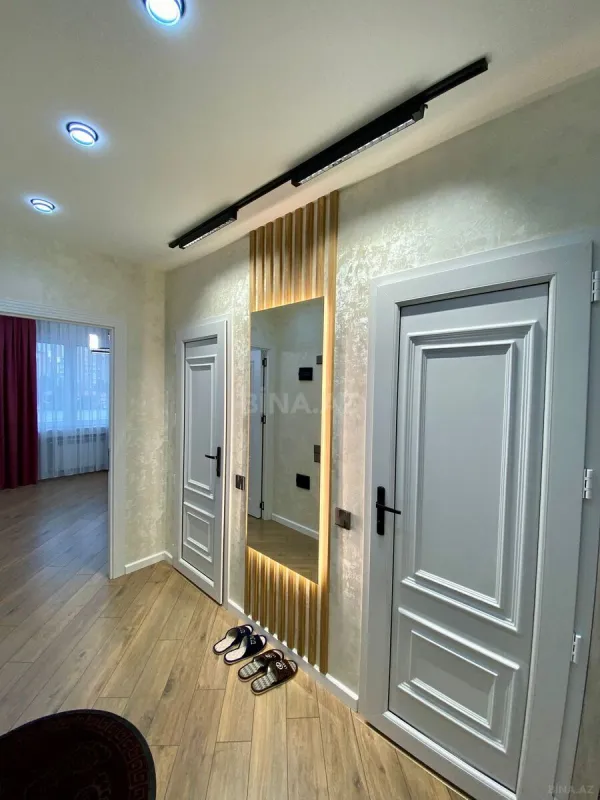 Satılır 2 otaqlı mənzil 65 m²