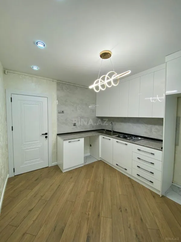 Satılır 2 otaqlı mənzil 65 m²
