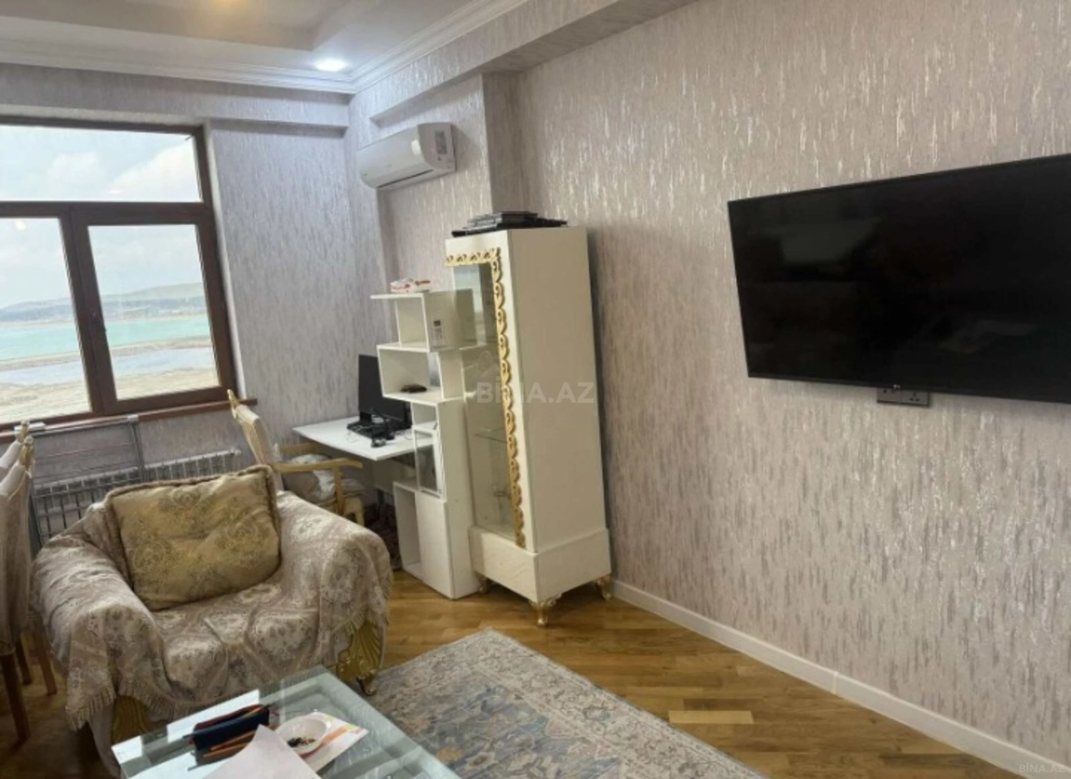 Kirayə verilir 3 otaqlı mənzil 92 m²