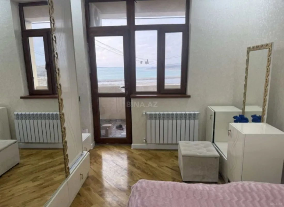 Kirayə verilir 3 otaqlı mənzil 92 m²
