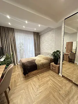 Kirayə verilir 2 otaqlı mənzil 65 m²