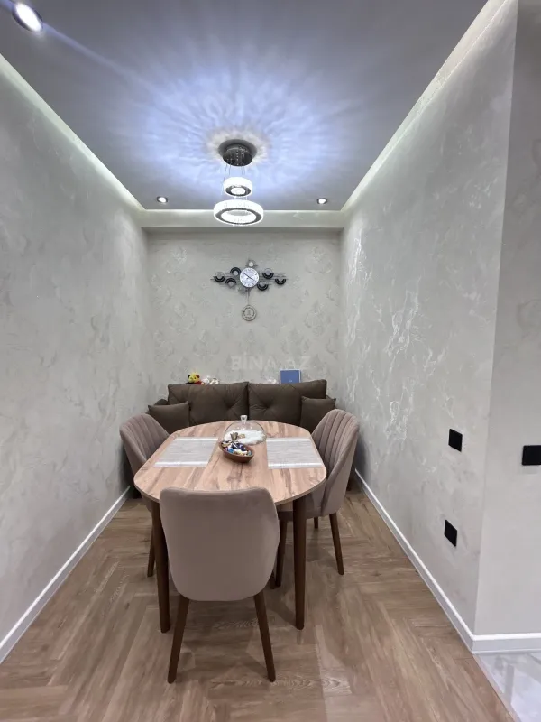 Kirayə verilir 2 otaqlı mənzil 65 m²