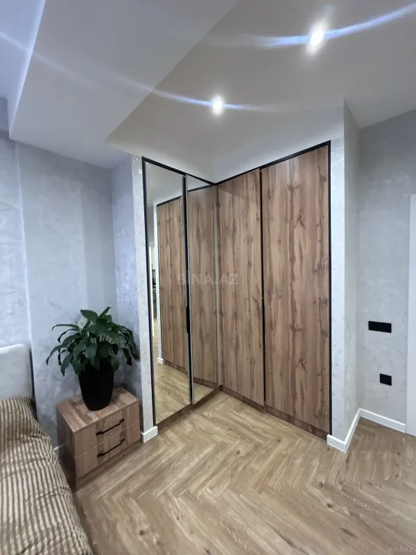 Kirayə verilir 2 otaqlı mənzil 65 m²