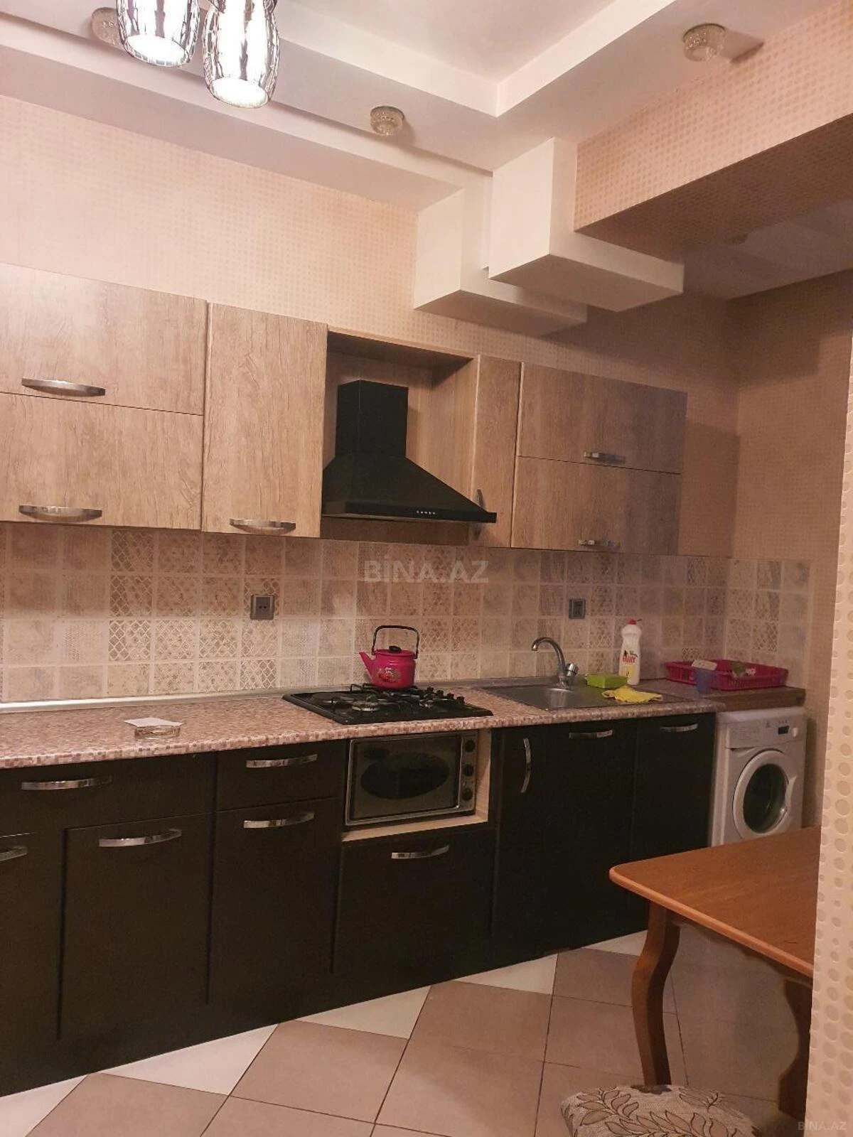 Satılır 3 otaqlı mənzil 130 m²