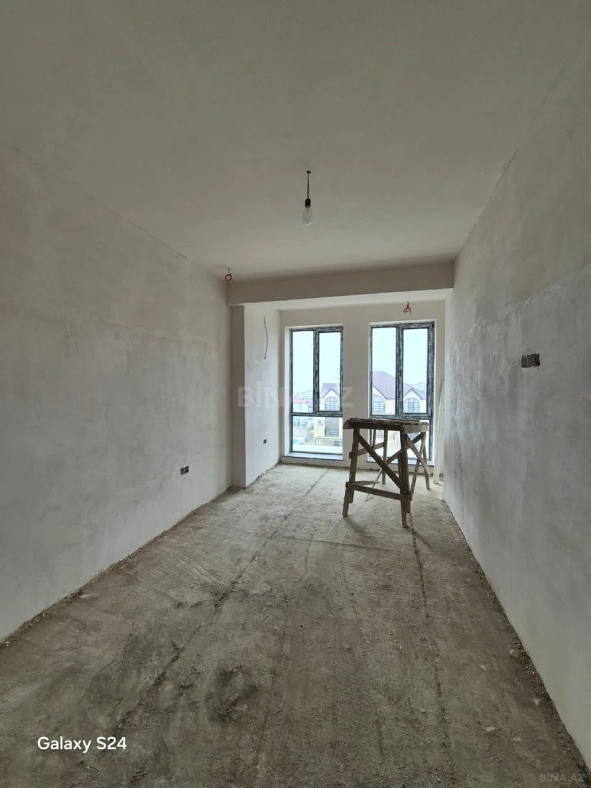 Satılır 6 otaqlı həyət evi 400 m²