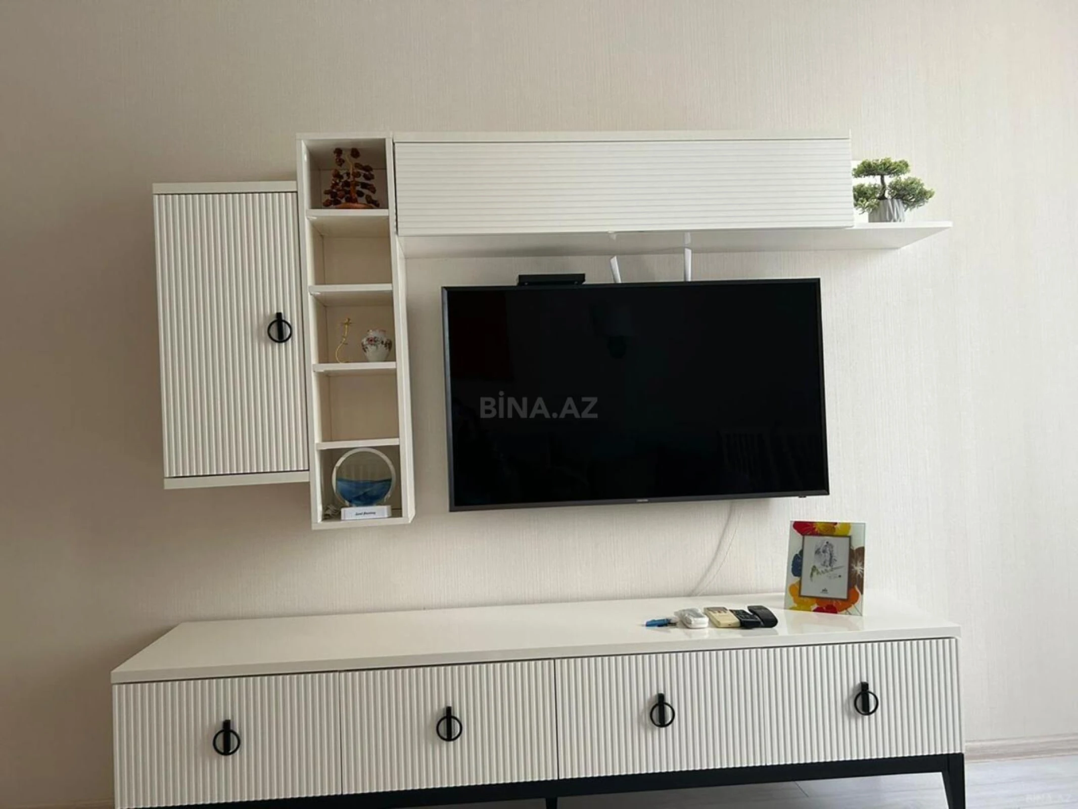 Kirayə verilir 2 otaqlı mənzil 65 m²