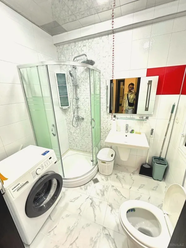 Kirayə verilir 2 otaqlı mənzil 65 m²