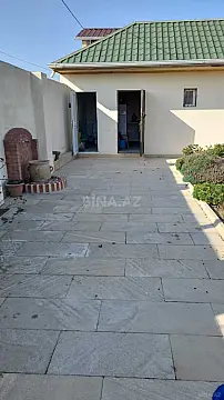 Satılır 4 otaqlı həyət evi 200 m²