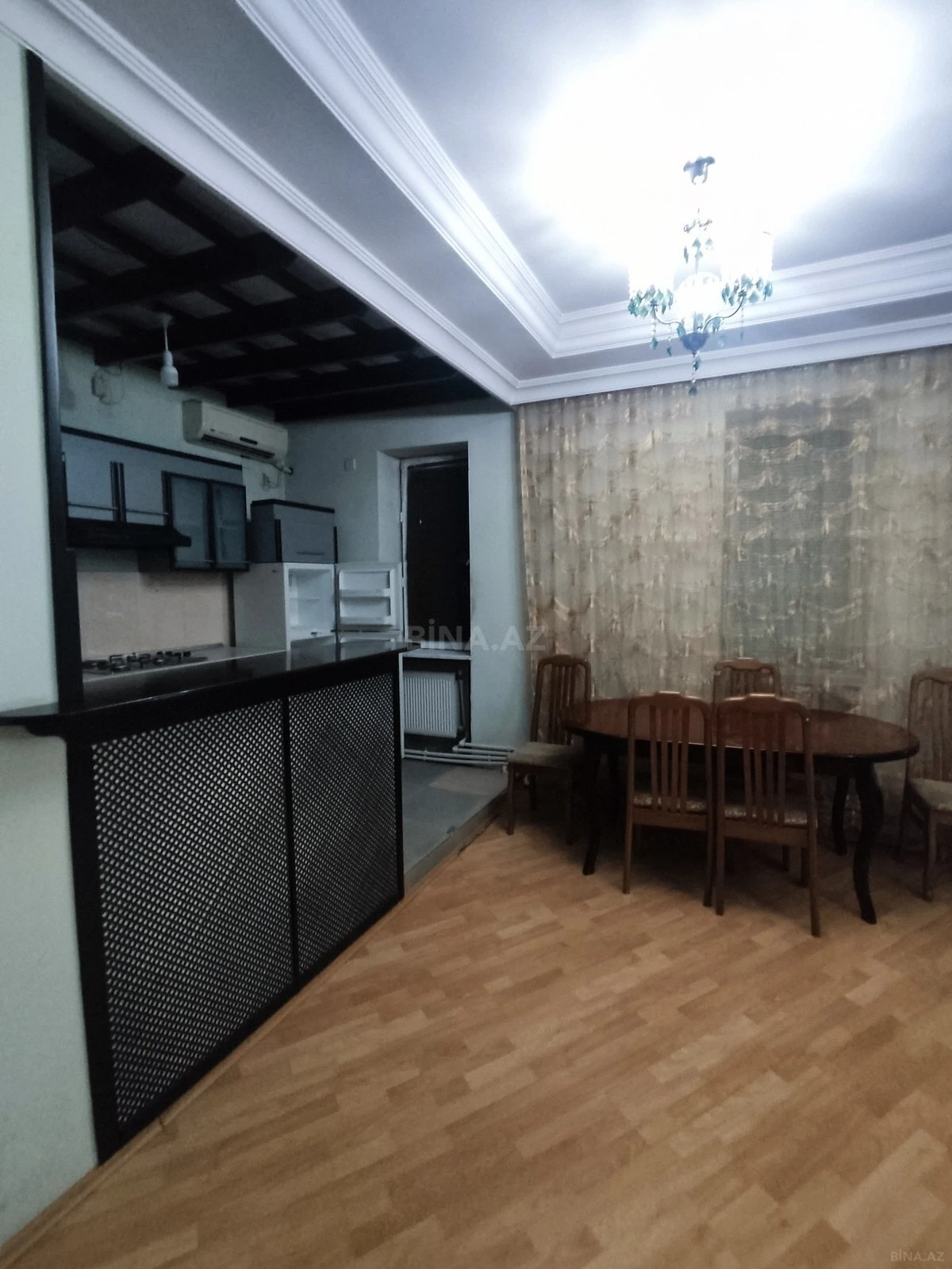 Kirayə verilir 2 otaqlı mənzil 90 m²