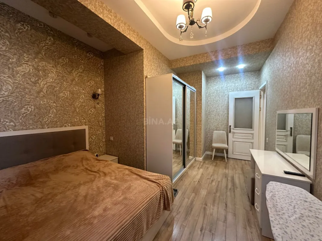 Kirayə verilir 2 otaqlı mənzil 65 m²