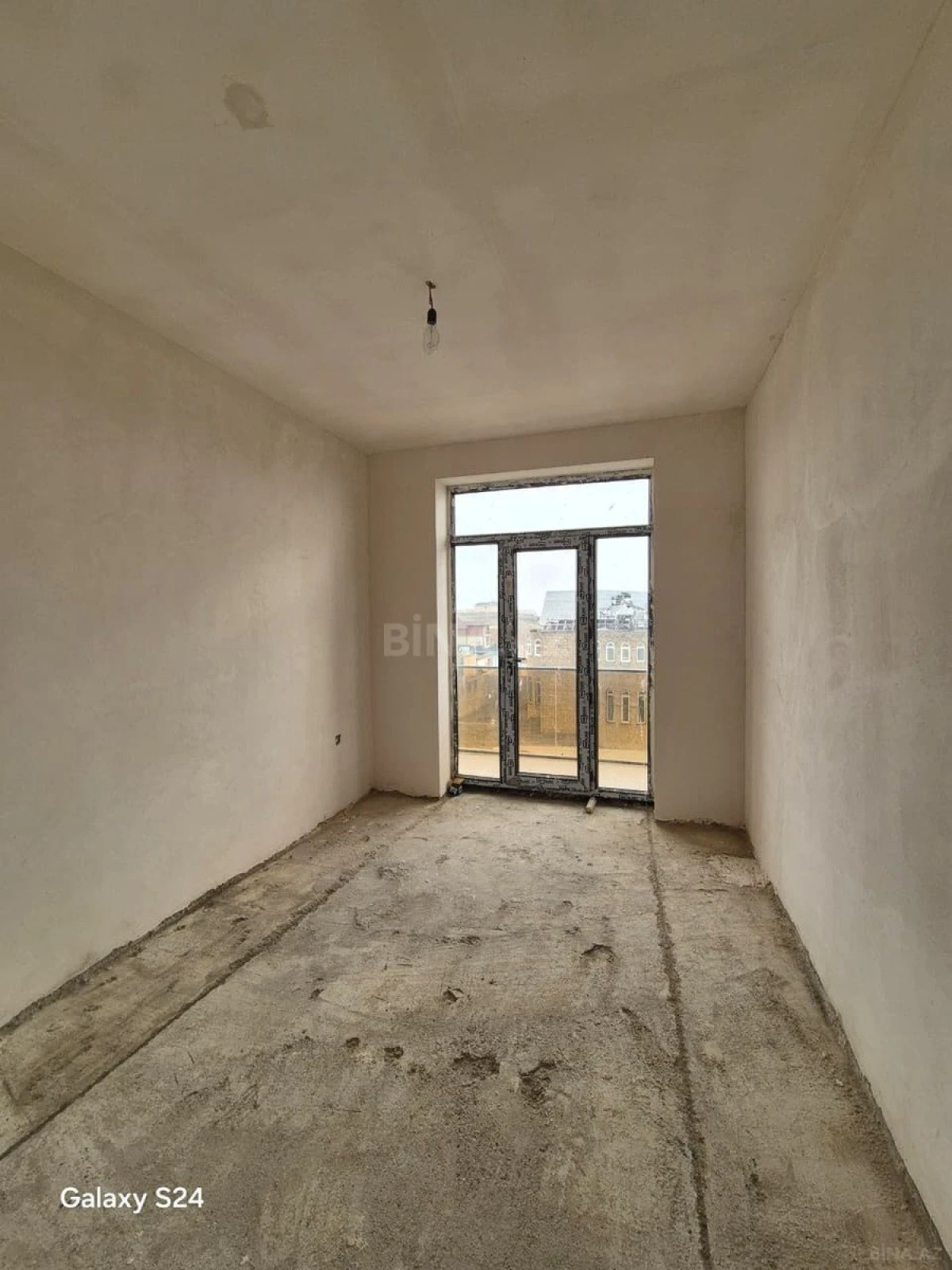 Satılır 6 otaqlı həyət evi 400 m²