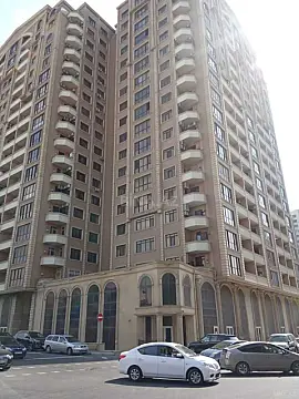 Satılır 4 otaqlı mənzil 185 m² — Bakı, Xətai m/s yanı 4 otaq 185.00 m²