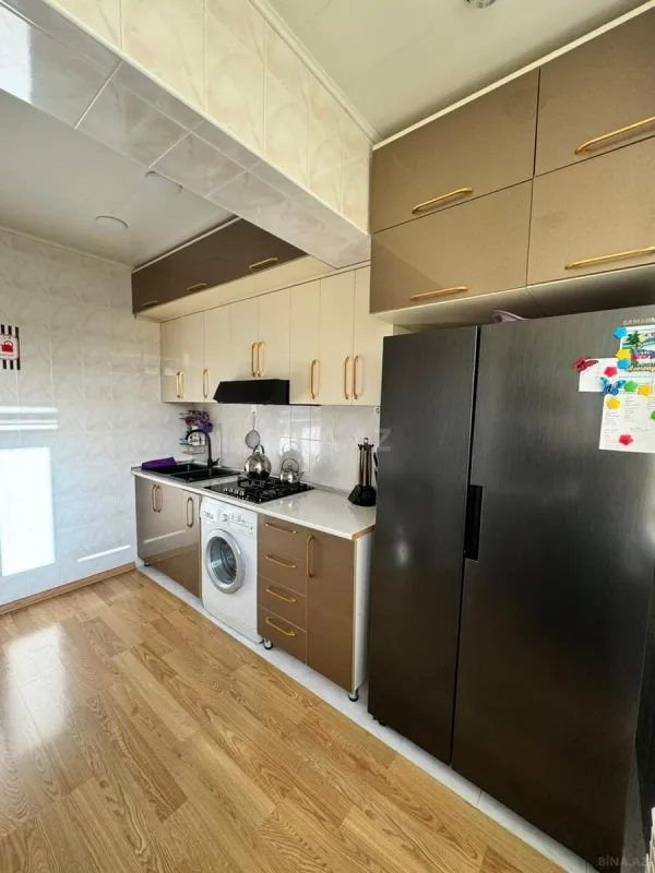 Satılır 3 otaqlı mənzil 80 m²