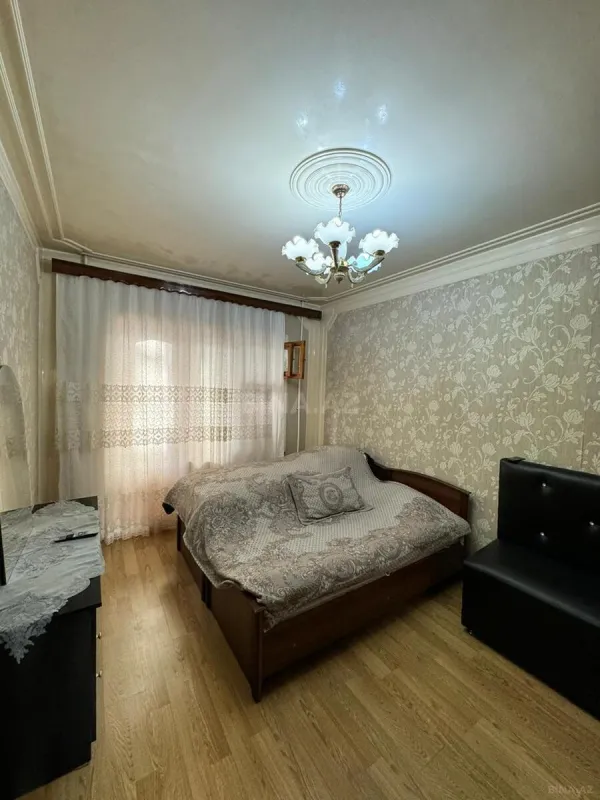 Satılır 3 otaqlı mənzil 80 m²