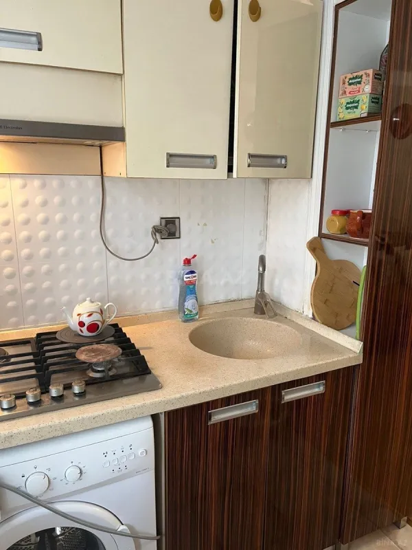 Satılır 2 otaqlı mənzil 40 m²