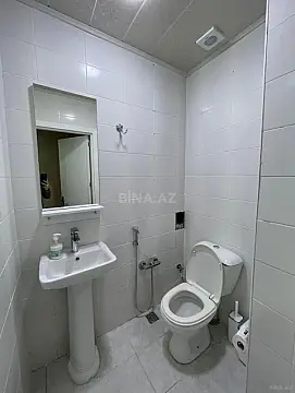 Kirayə verilir 2 otaqlı mənzil 70 m²