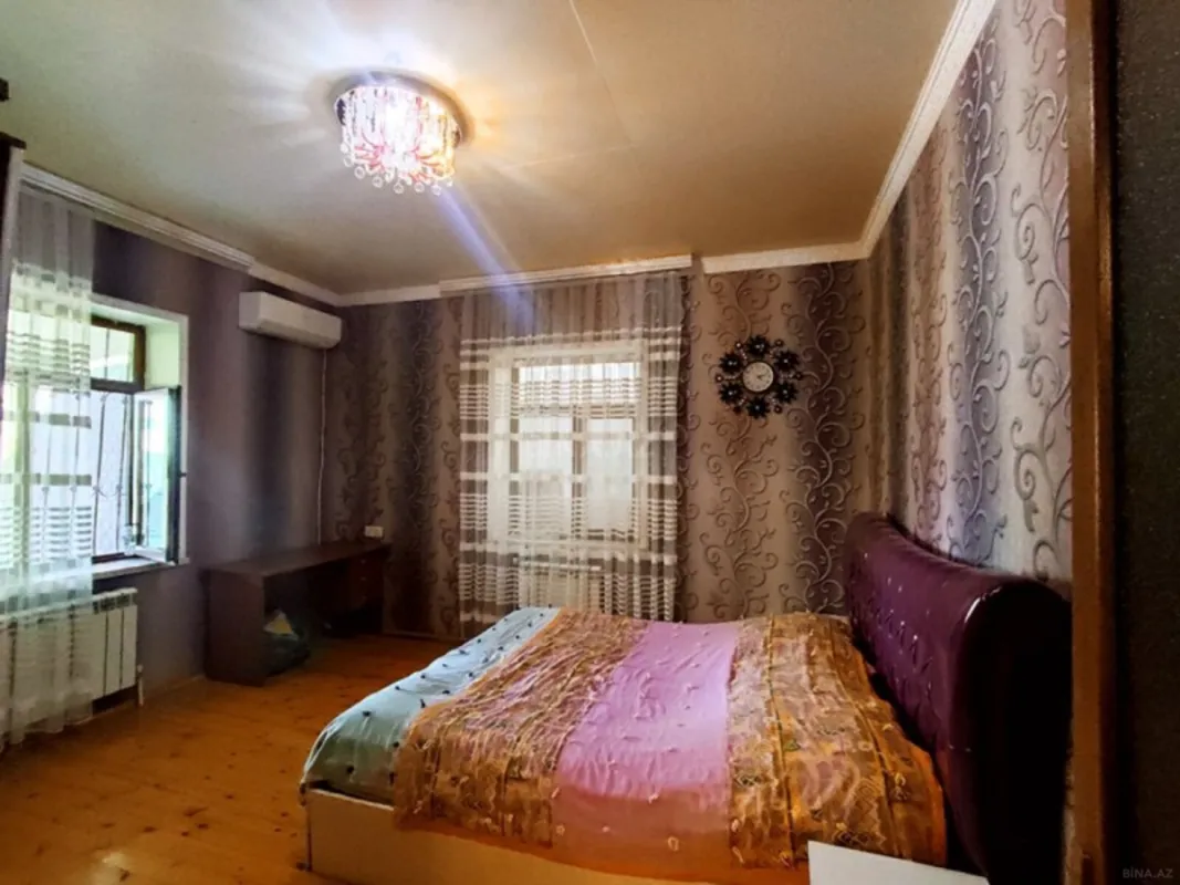 Satılır 4 otaqlı həyət evi 130 m²