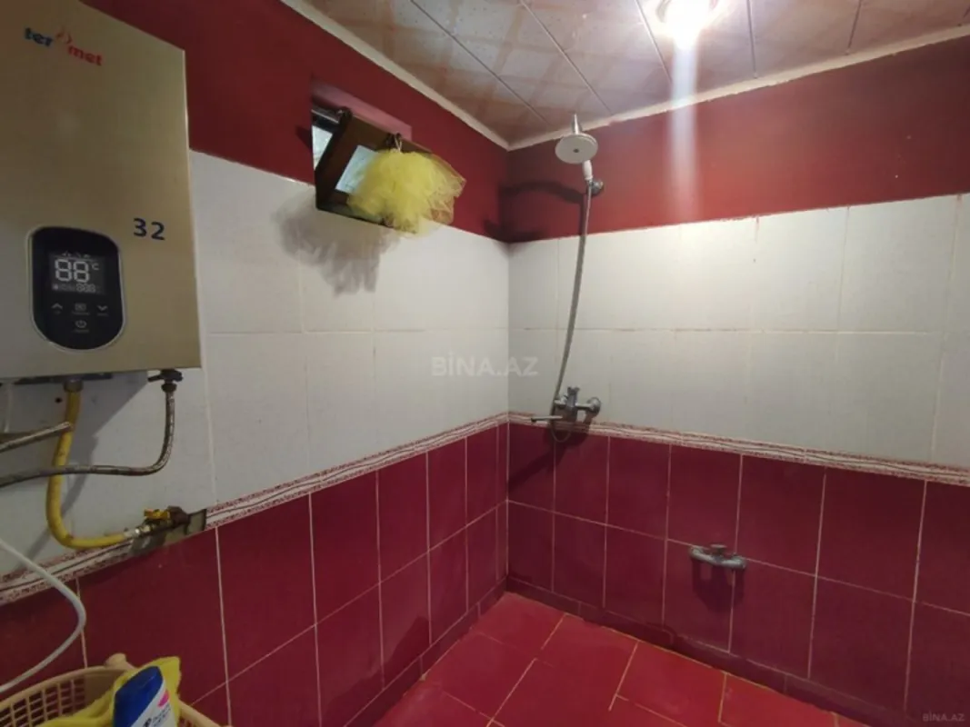 Satılır 4 otaqlı həyət evi 130 m²