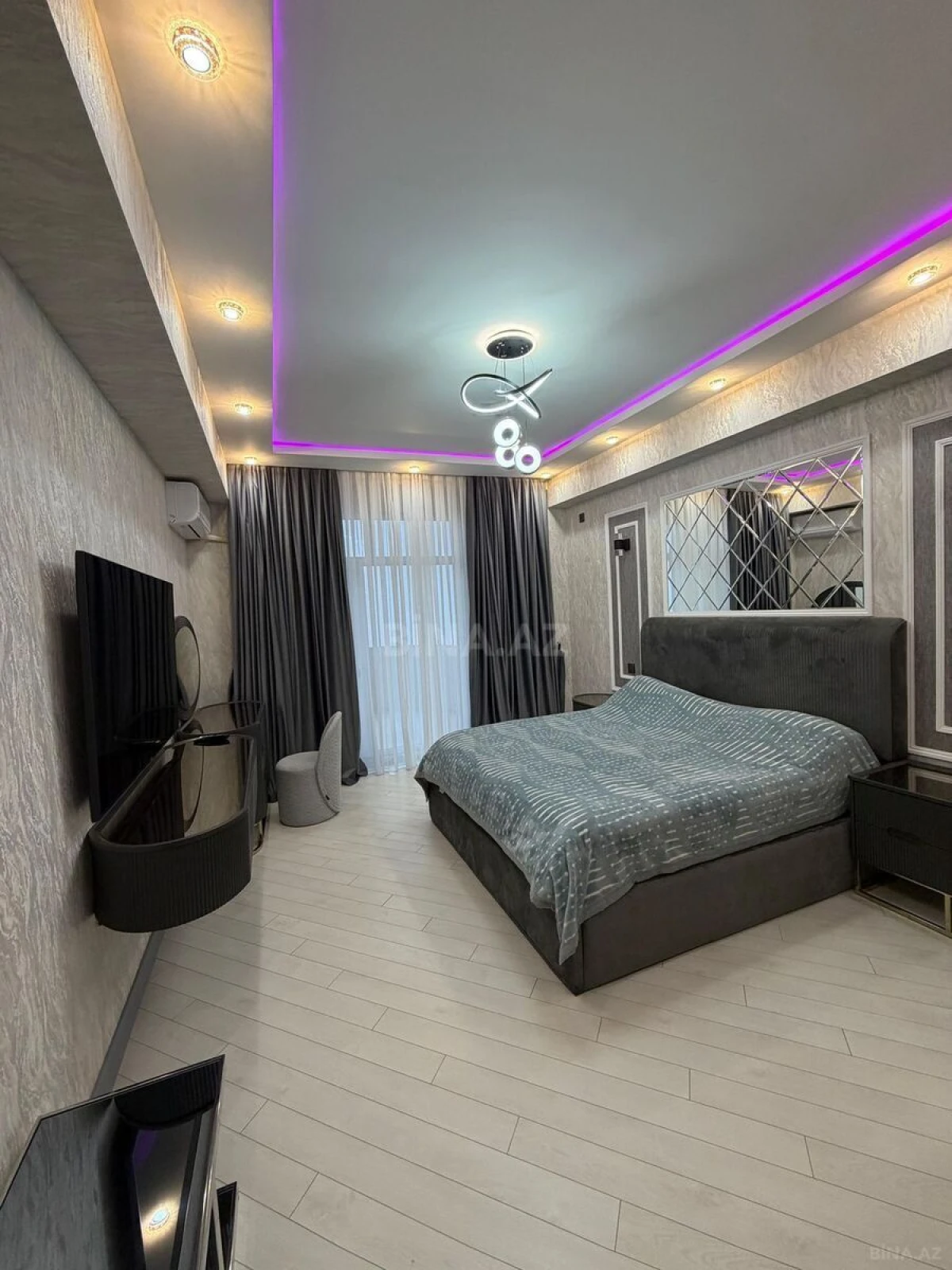Kirayə verilir 2 otaqlı mənzil 120 m²