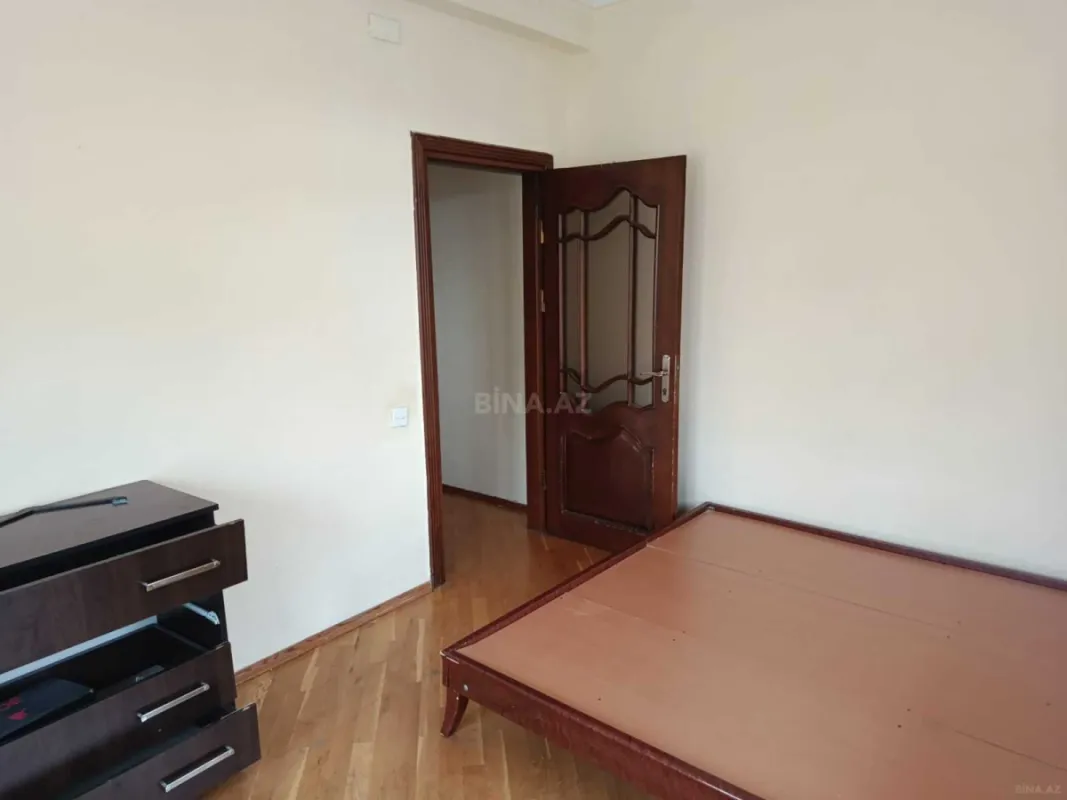 Kirayə verilir 3 otaqlı mənzil 94 m²
