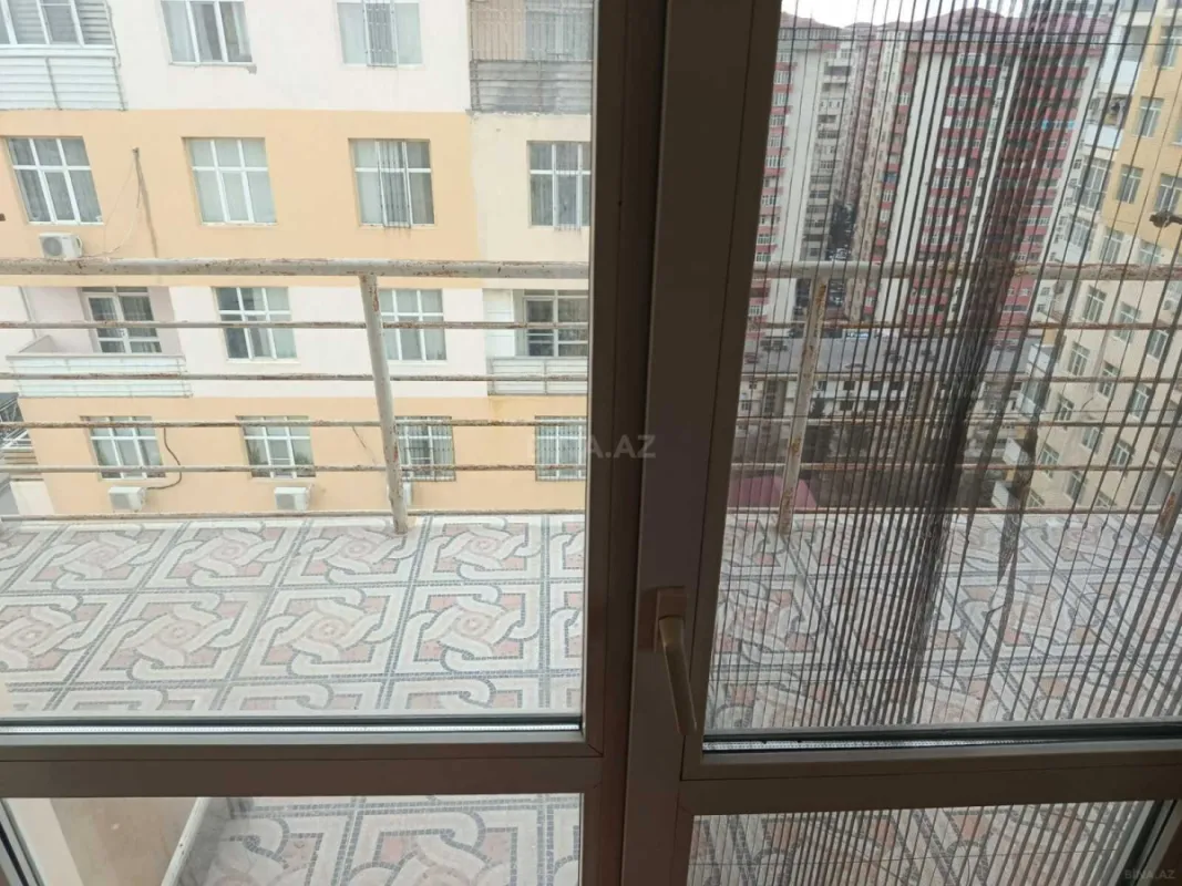 Kirayə verilir 3 otaqlı mənzil 94 m²