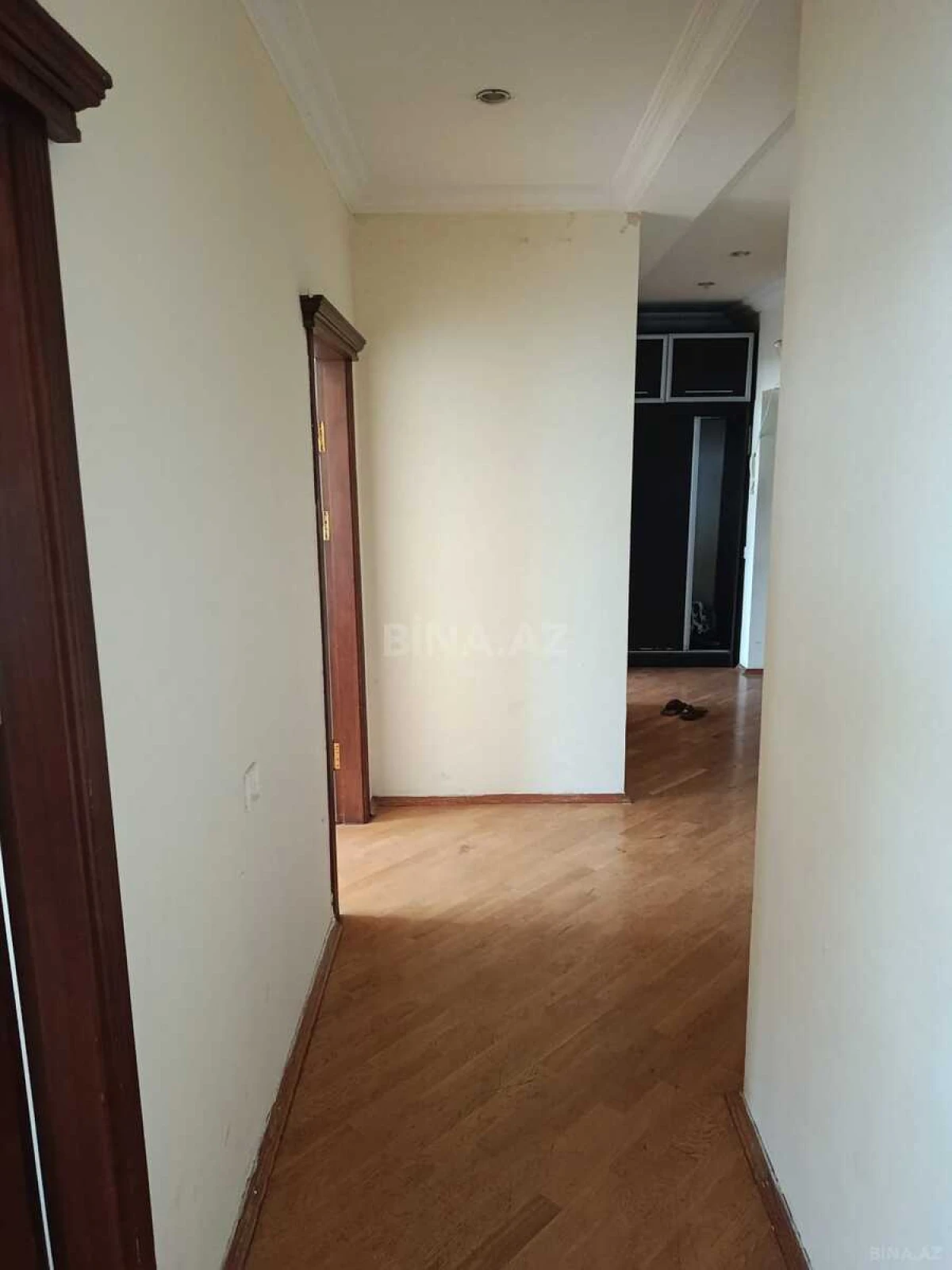 Kirayə verilir 3 otaqlı mənzil 94 m²
