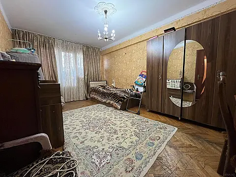 Satılır 3 otaqlı mənzil 96 m²