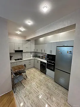Satılır 3 otaqlı mənzil 90 m²