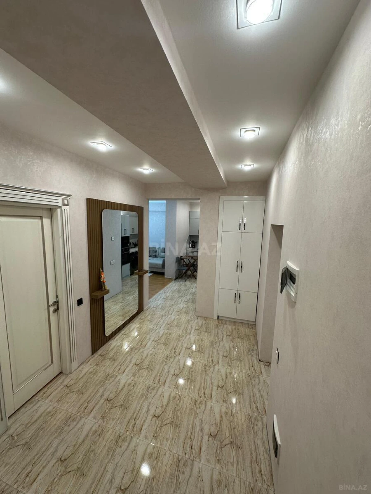 Satılır 3 otaqlı mənzil 90 m²