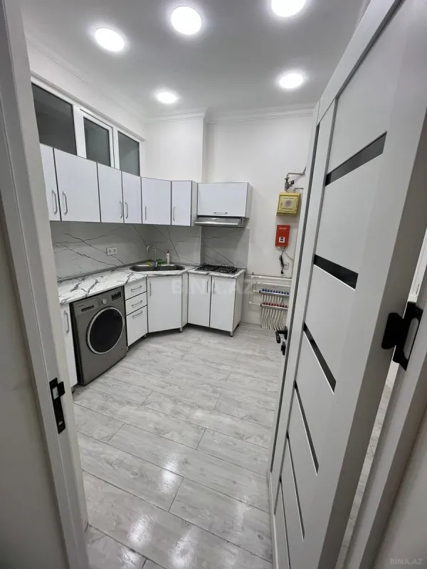 Kirayə verilir 2 otaqlı mənzil 75 m²