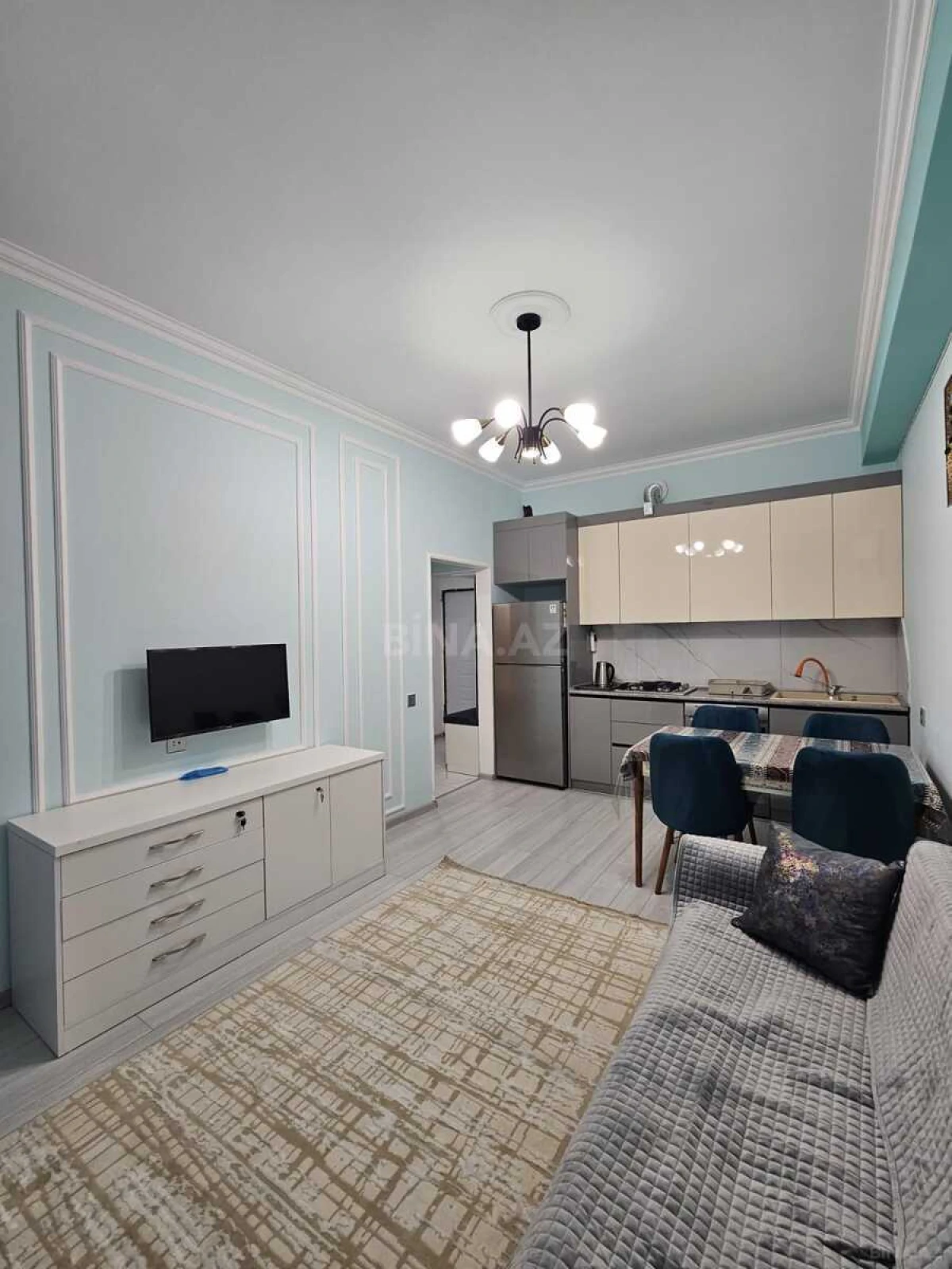 Kirayə verilir 2 otaqlı mənzil 60 m²