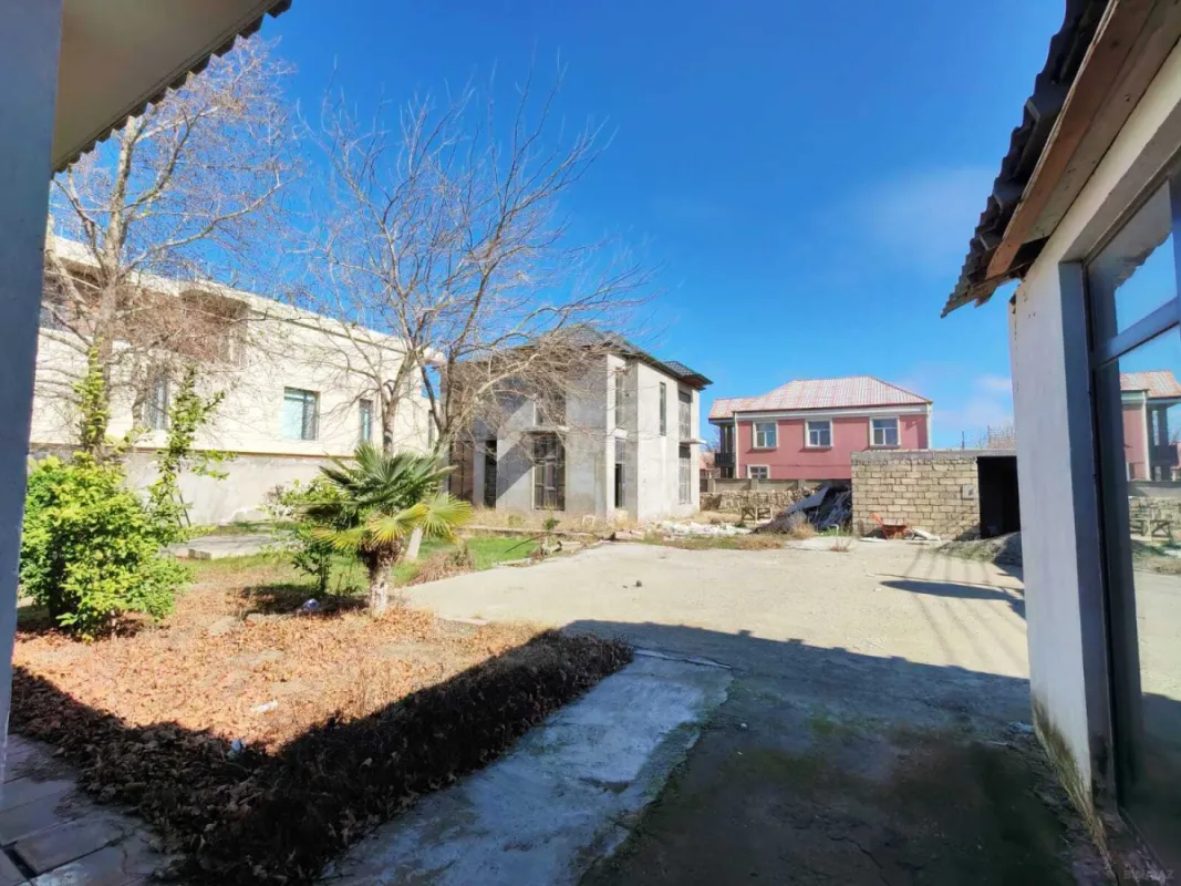 Satılır torpaq sahəsi 12 m²