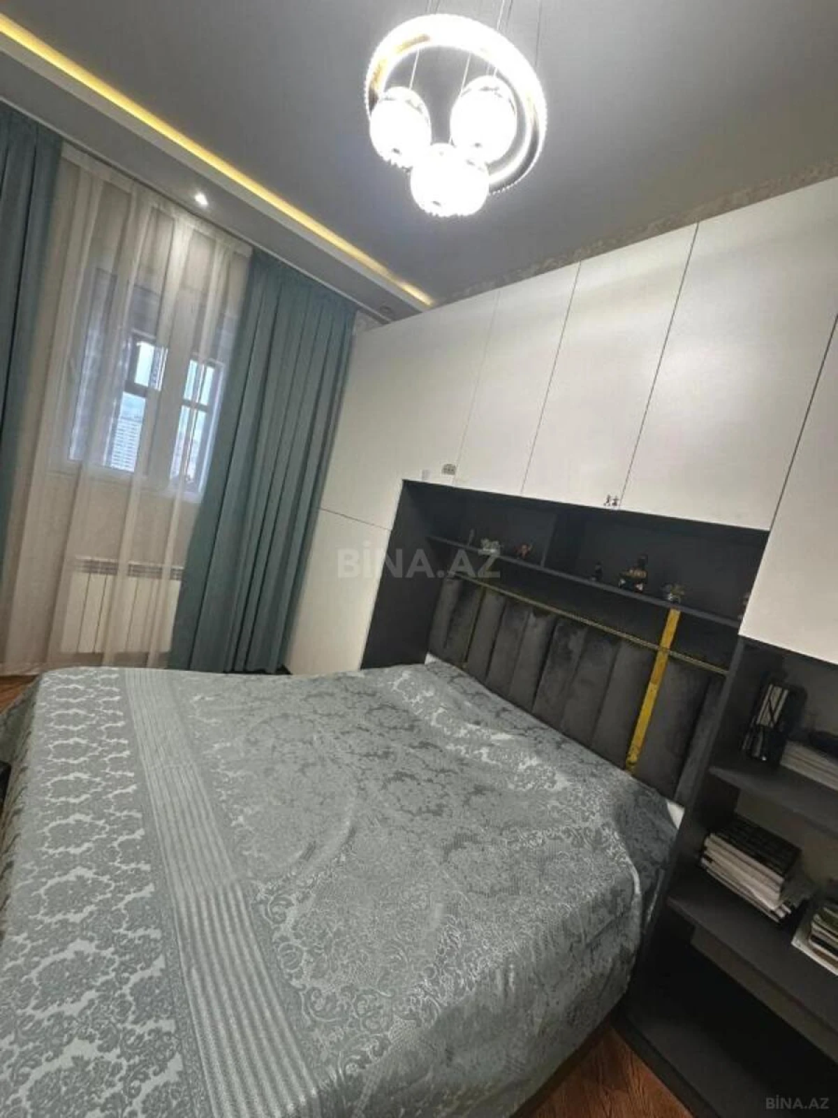 Satılır 2 otaqlı mənzil 60 m²