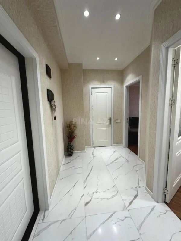 Satılır 2 otaqlı mənzil 60 m²