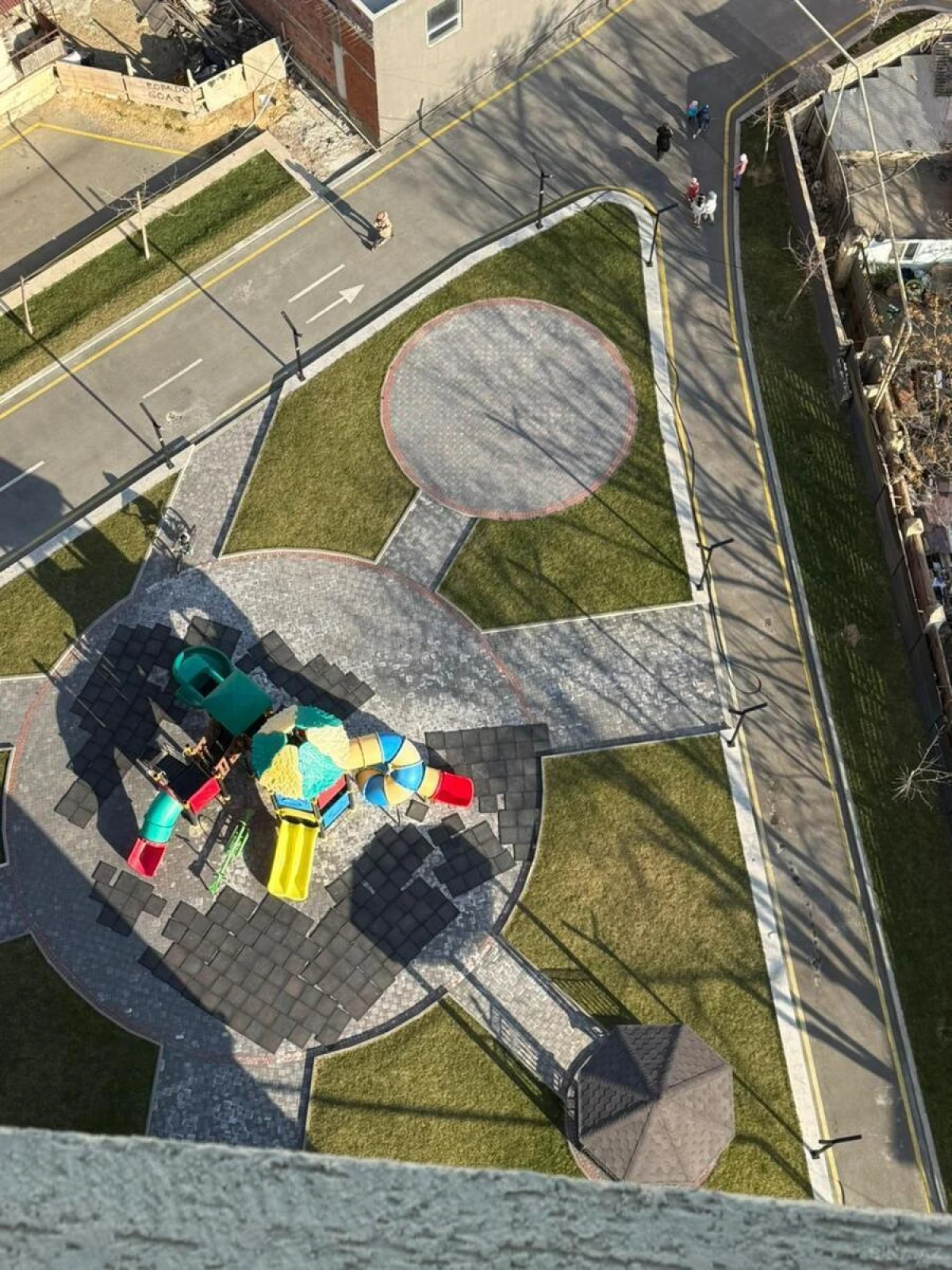 Satılır 3 otaqlı mənzil 116 m²