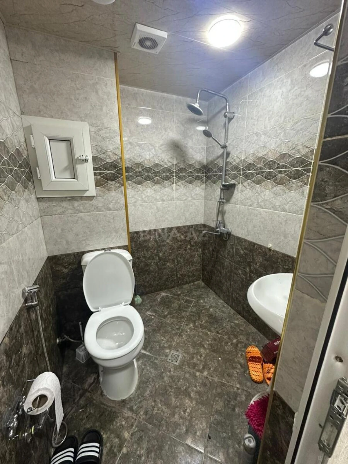 Kirayə verilir 3 otaqlı mənzil 45 m²