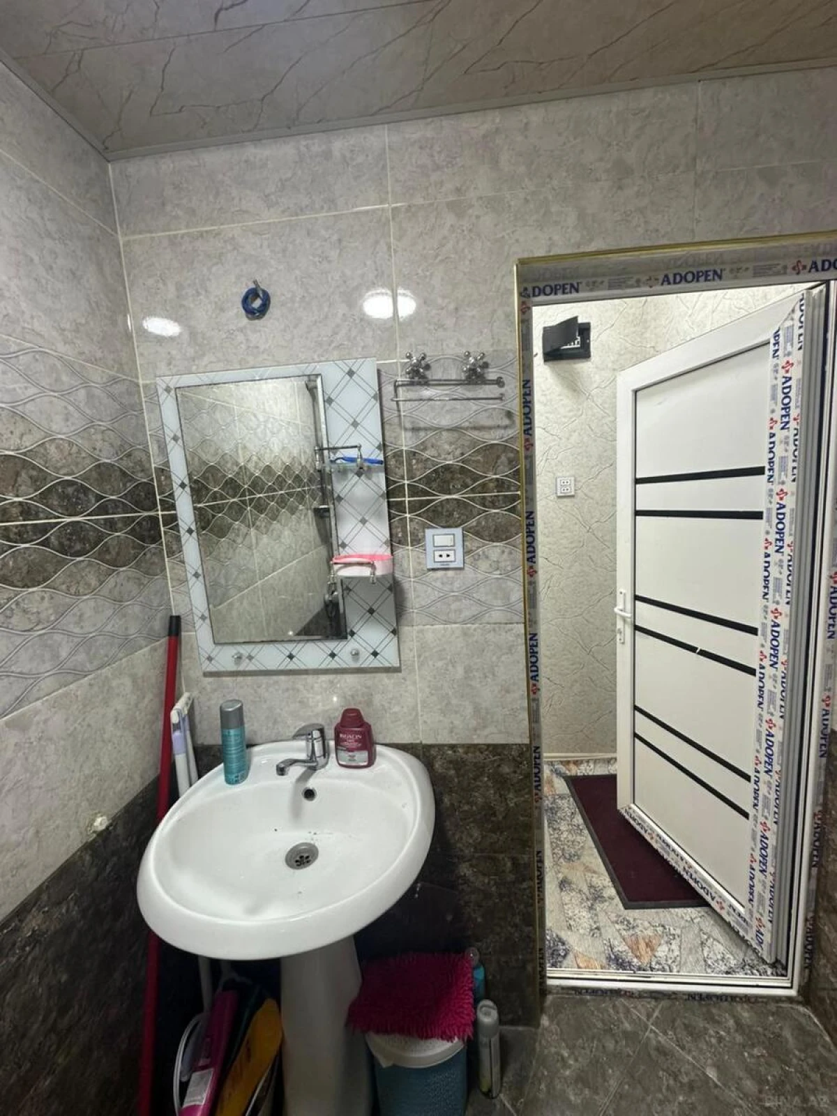 Kirayə verilir 3 otaqlı mənzil 45 m²