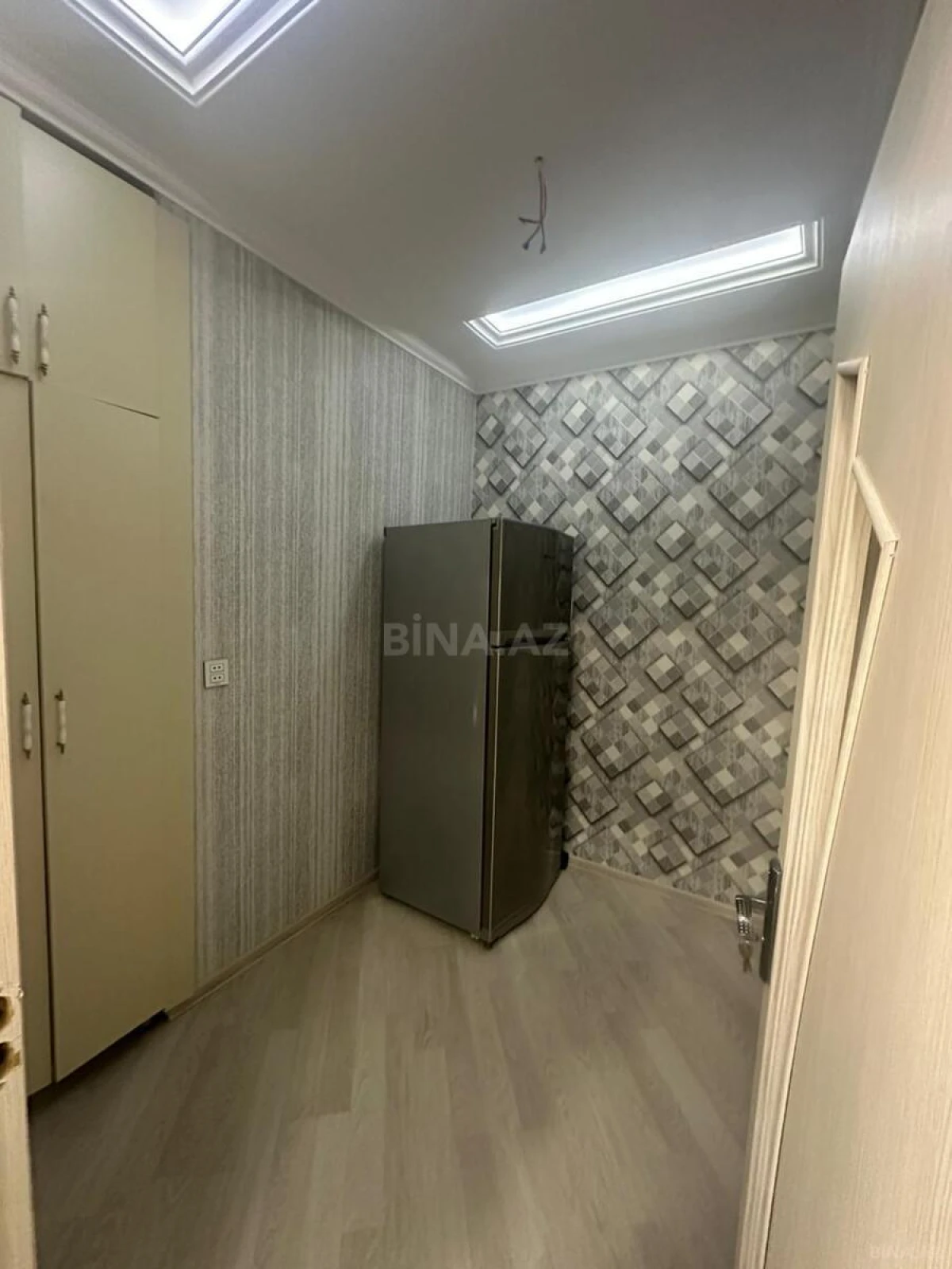 Kirayə verilir 3 otaqlı mənzil 45 m²