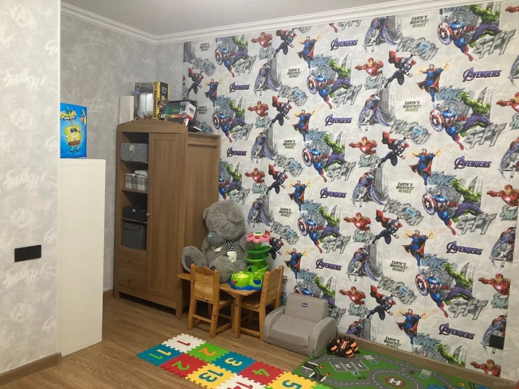 Satılır 5 otaqlı həyət evi 215 m²