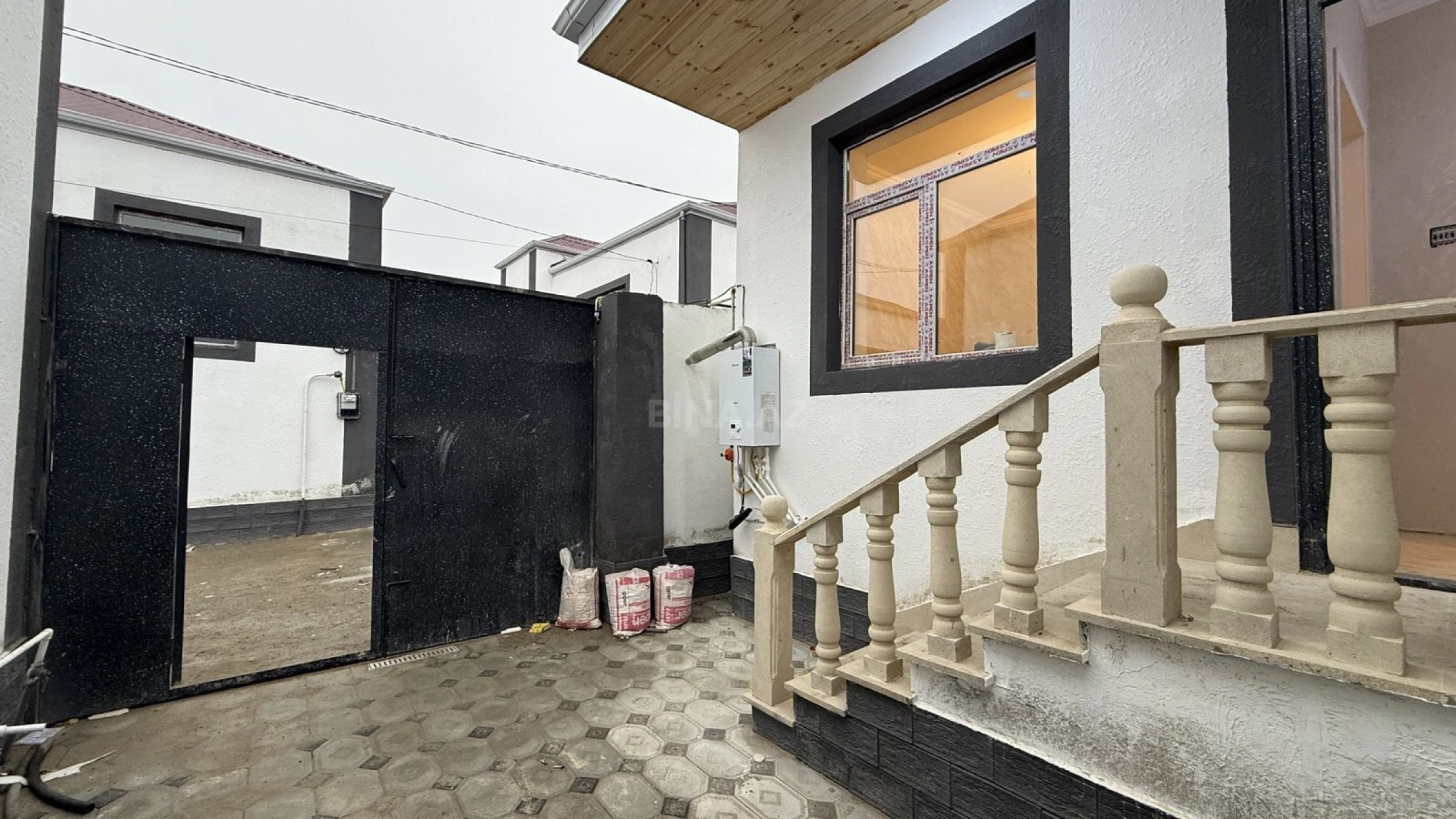 Satılır 2 otaqlı həyət evi 45 m²
