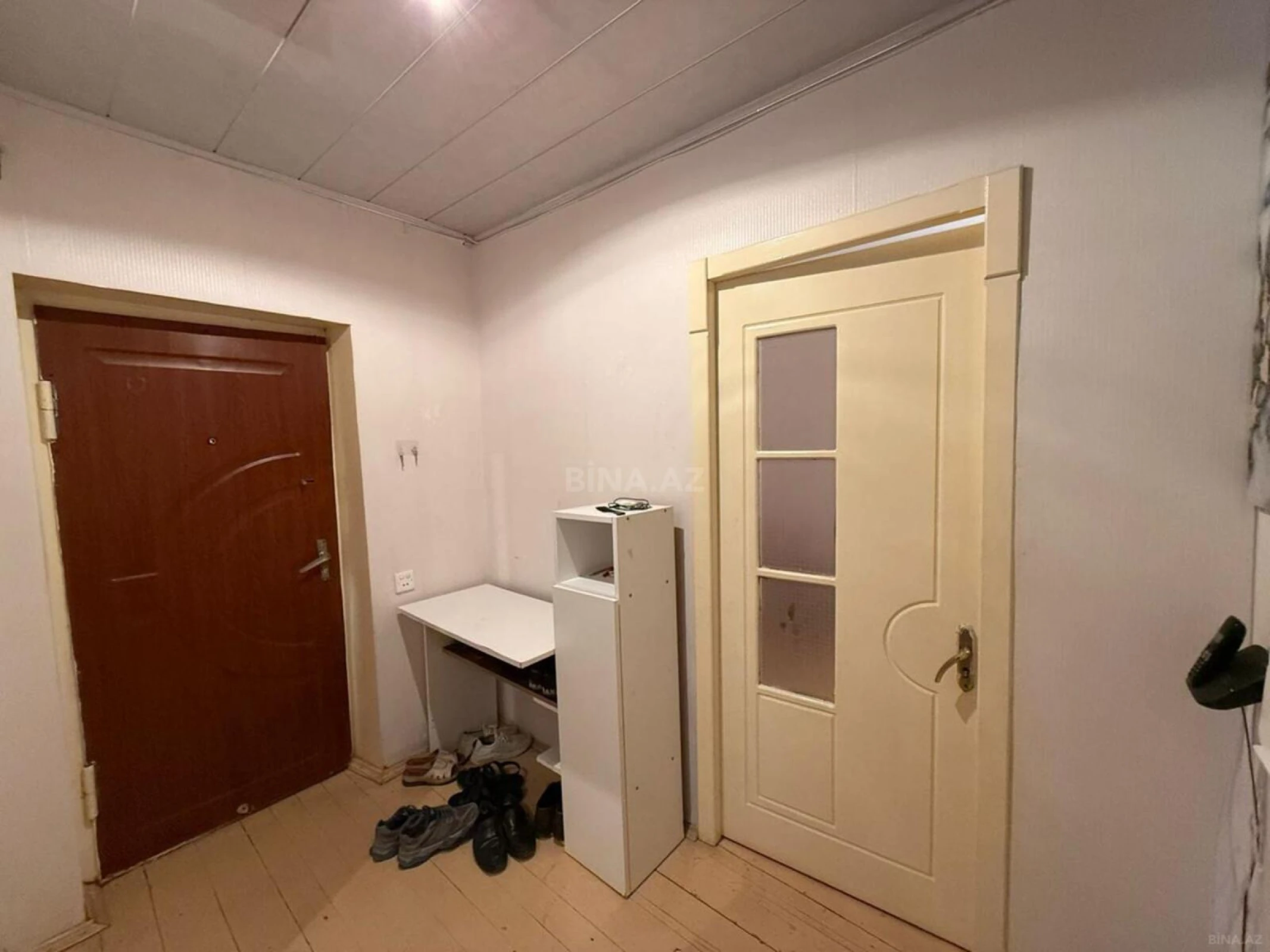 Kirayə verilir 4 otaqlı mənzil 82 m²