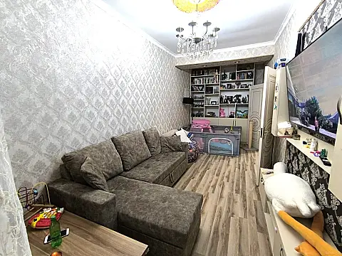 Satılır 2 otaqlı mənzil 60 m²